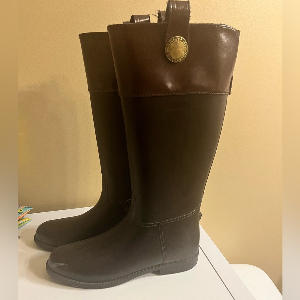 Banana Republic riding style rain boots!